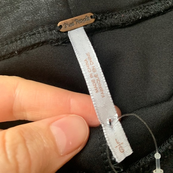 Free people faux leather leggings with ankle zip - Picture 4 of 4